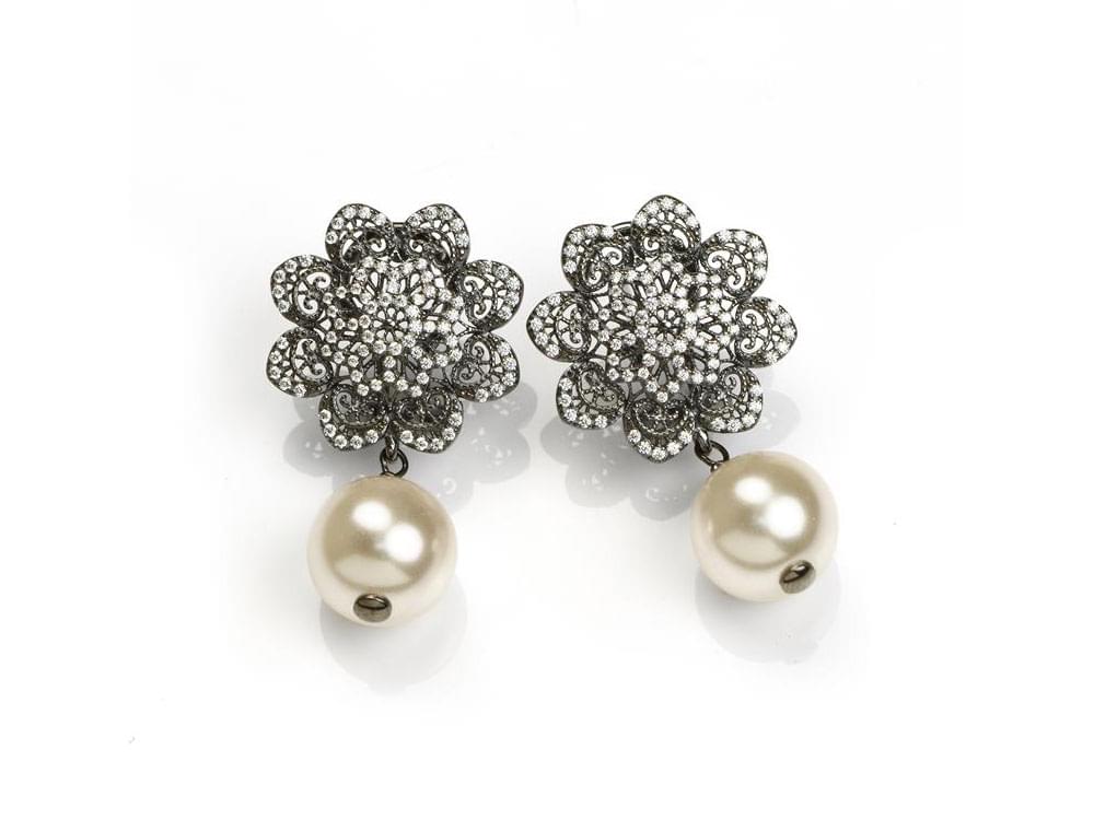 Stunning, elaborate, intricate earrings