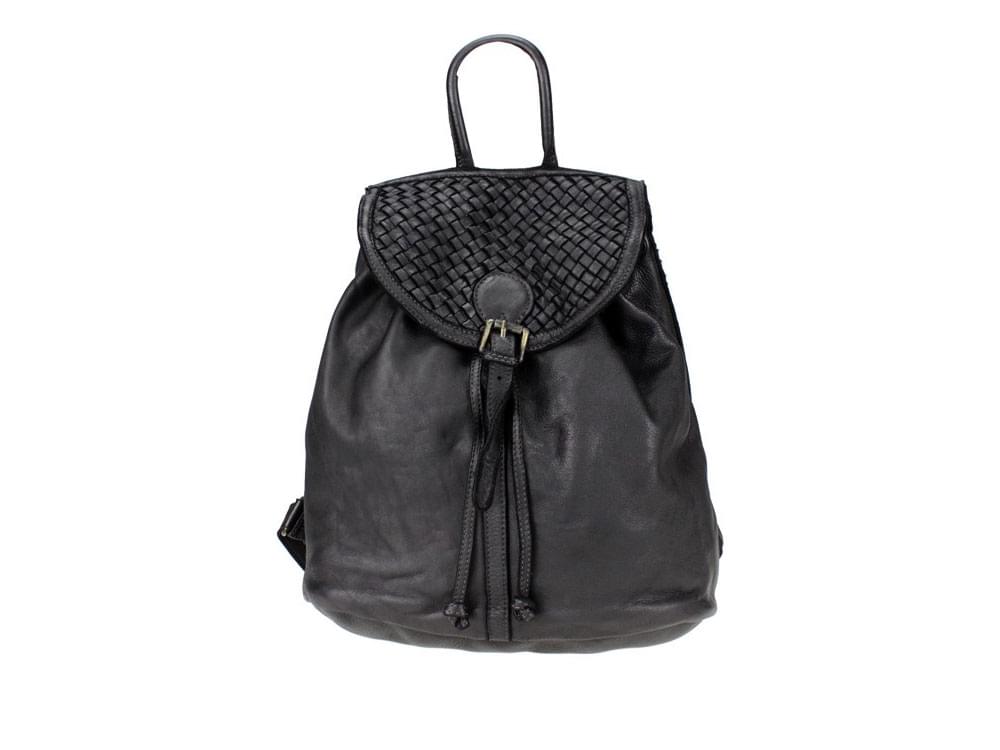 Novara - Soft leather, highly fashionable backpack
