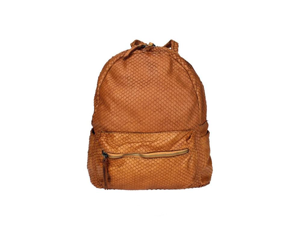 Ivrea (tan) - A traditional style backpack with patterned leather