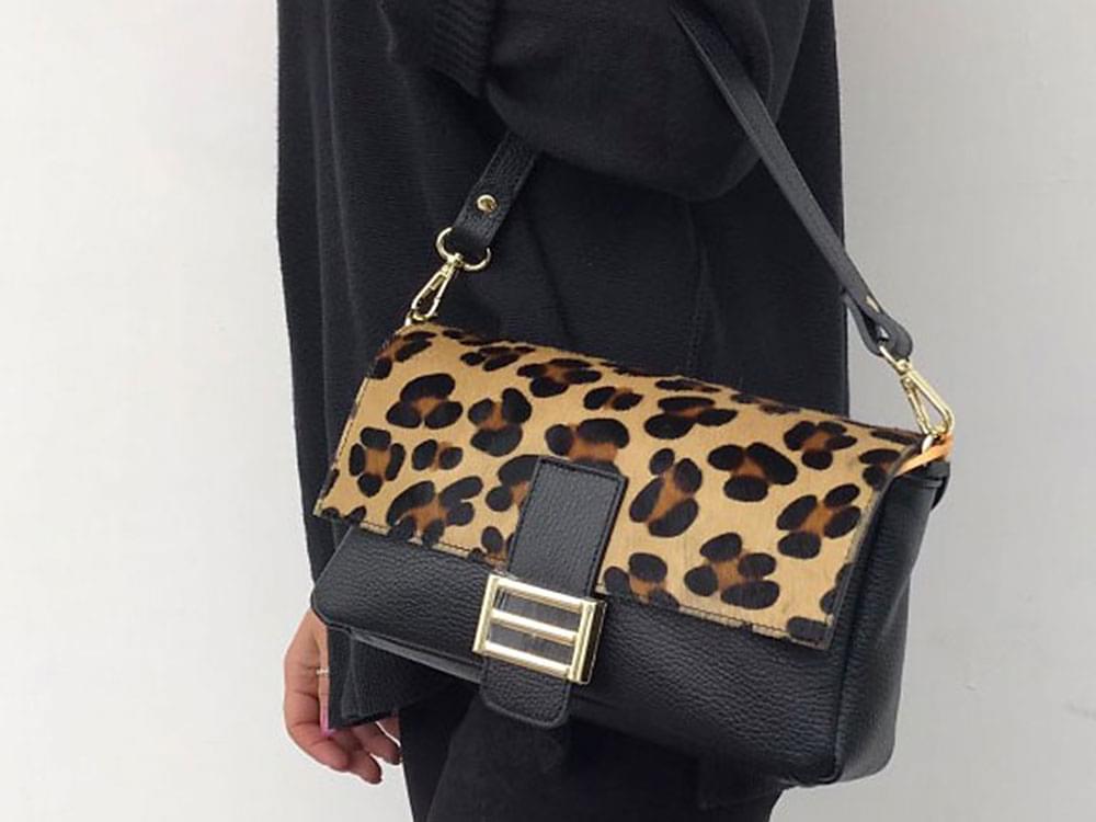 Lasa (dappled/orange) - Fashionable, animal print handbag