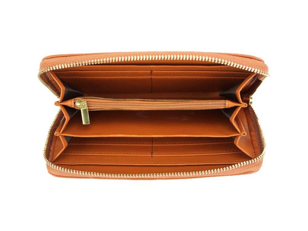 Arianna (tan) - Compact, roomy, soft leather wallet