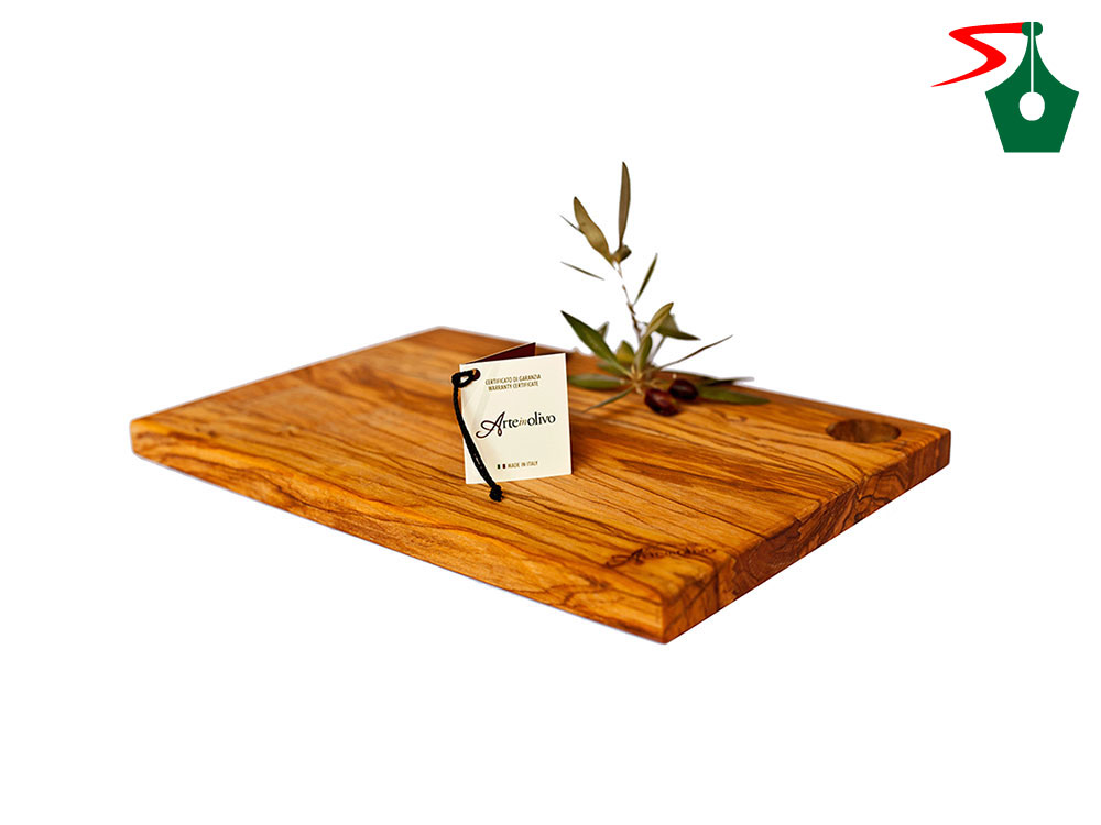 Olive wood rectangular cutting board, medium