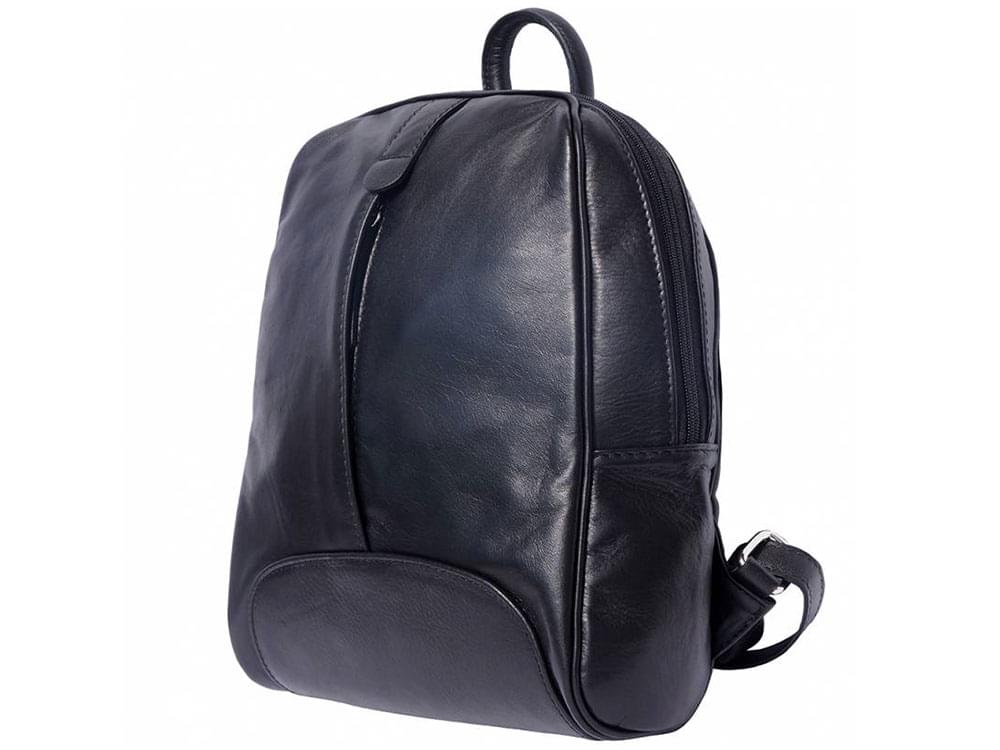 Matera (black) - A sleek, sporty, leather backpack