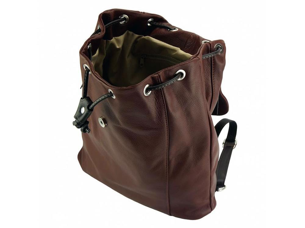 Lucca (brown/dark brown) - The best leather backpack on the market