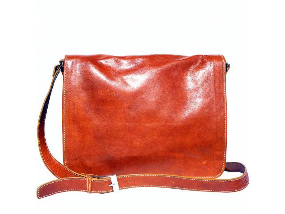 Erice - large, roomy messenger bag - front view
