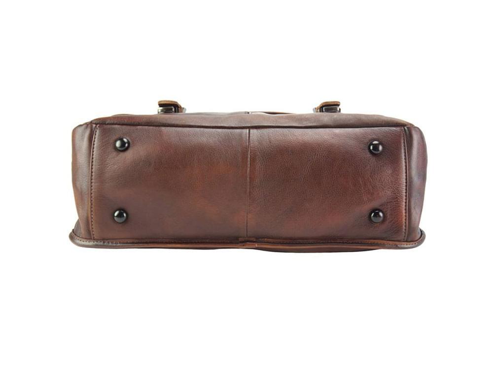 Imperia (brown) - Elegant, feminine, vintage leather bag