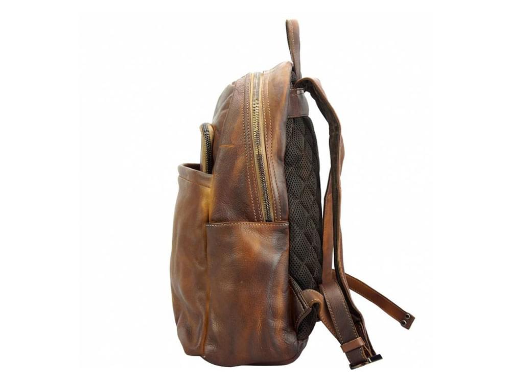 Augusta (tan) - Contemporary, vintage leather backpack